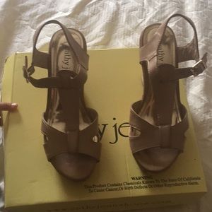 Cathy Jean platform heels